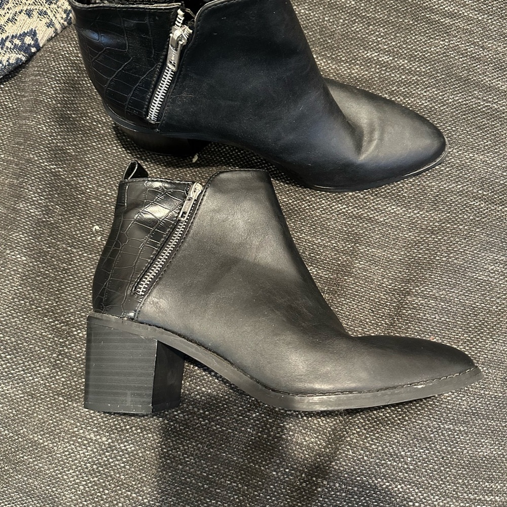 BONGO Black Ankle Booties with Croc Texture